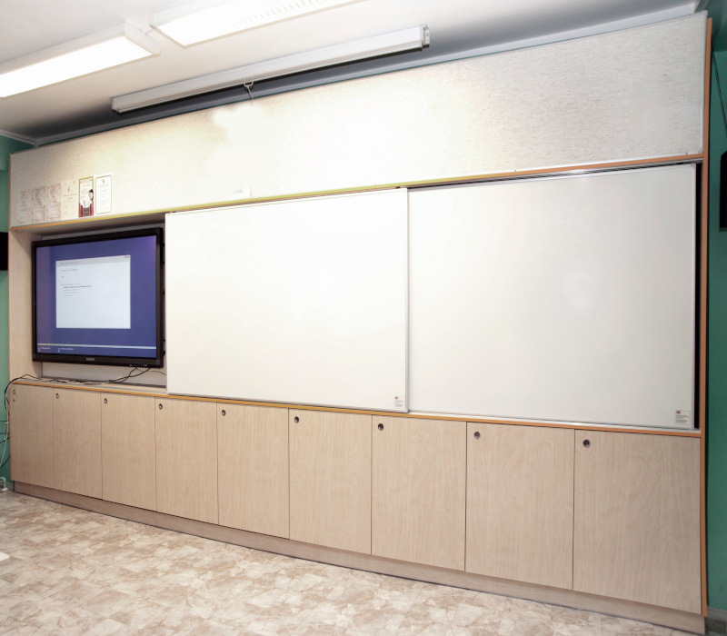 Sliding Door whiteboards Writing surfaces as doors for the